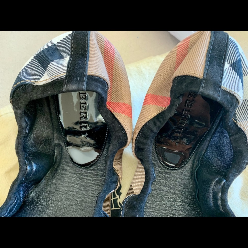Burberry ballerina leather and suede bow flats - Picture 4 of 6